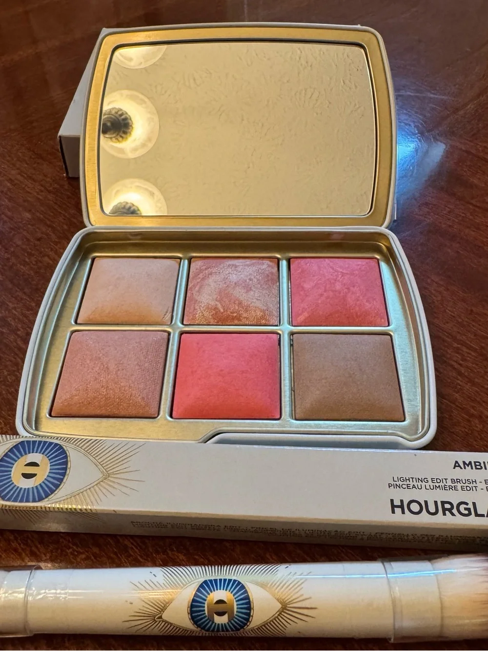 Hourglass new box